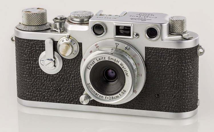 像真度更高，LEGO 版 Leica IIIf 配件多多