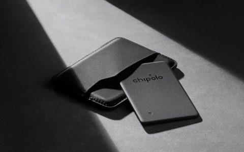 CES 2022：Chipolo CARD Spot 卡片形式定位追踪配件推出 支援苹果寻找功能 电力续航 2 年 但无法充电或换电重复使用