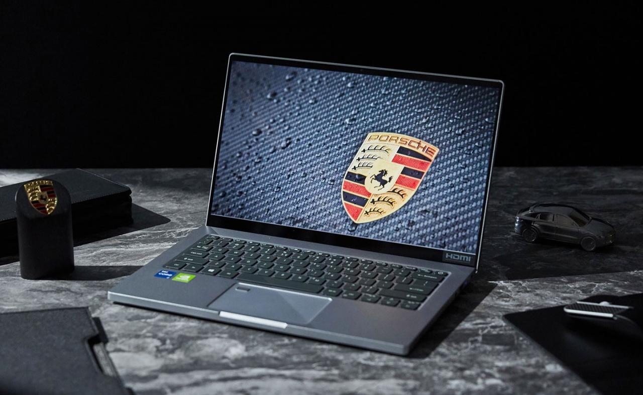 拥有保时捷顶级造车工艺灵魂的 Porsche Design Acer Book RS，媲美精品的高质感呈现让人十足惊艳。