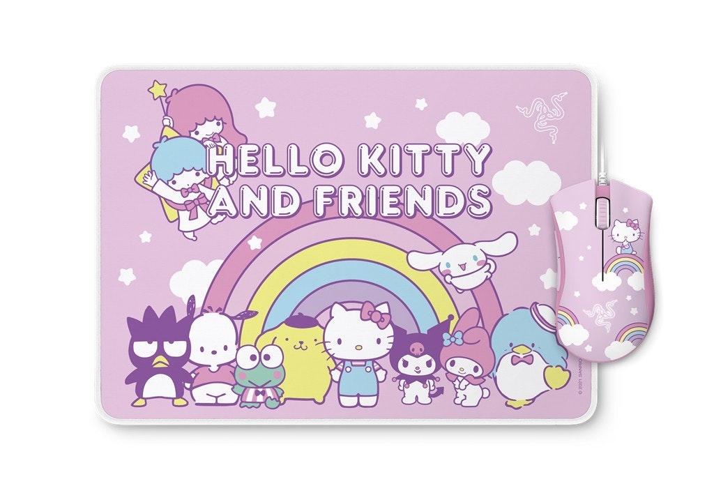 照片中提到了HELLO KITTY、AND FRIENDS，包含了凯蒂猫、凯蒂猫、雷蛇、鼠标垫、三丽鸥