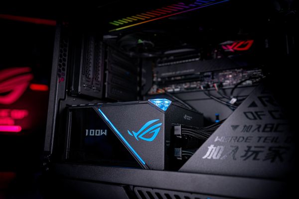 ROG-THOR-1000P2-GAMING，建议售价：NT，990。