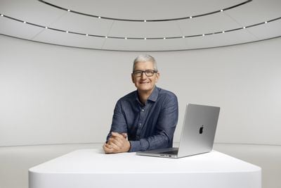 tim cook macbook pro