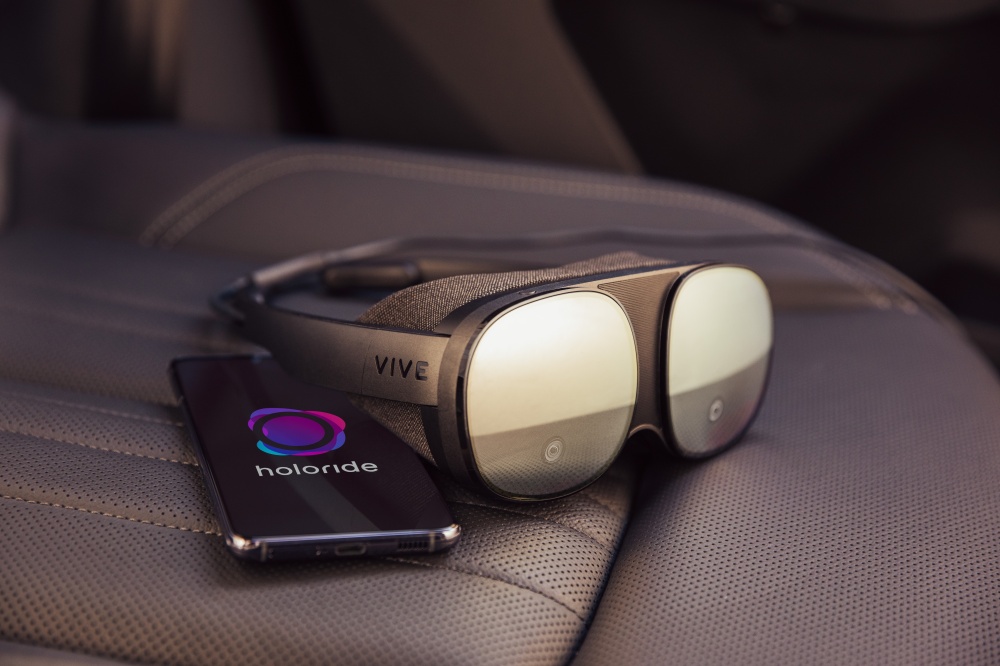 HTC展示「VIVERSE」元宇宙应用场景，将虚拟现实体验带到车辆上