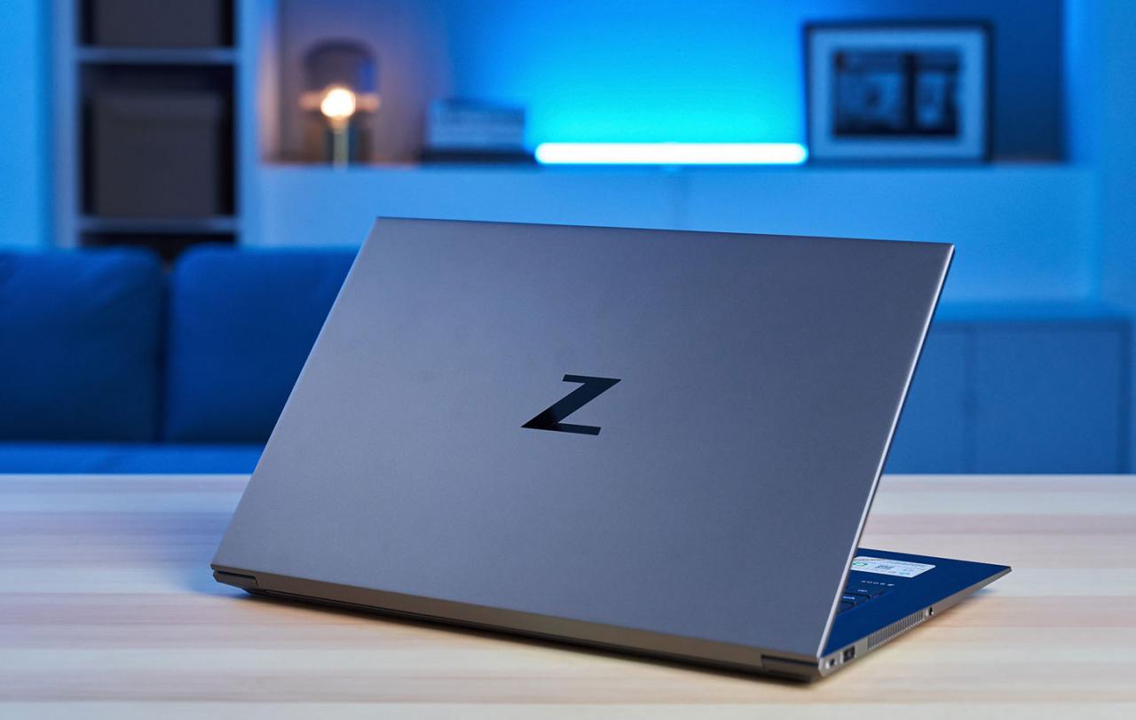 HP ZBook Studio G8 行动工作站全机采用高质感的金属材打造，上盖大大的「Z」字更是其顶尖性能的重要识别！