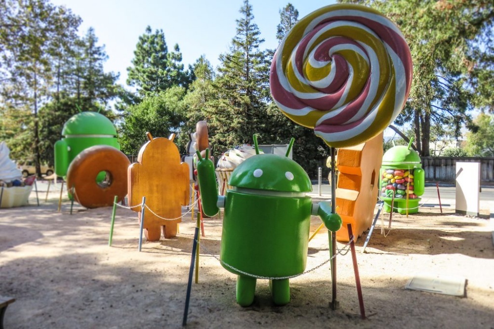 报道指称陈列在Google总部的历代Android雕像，已经移至未对外公开地区