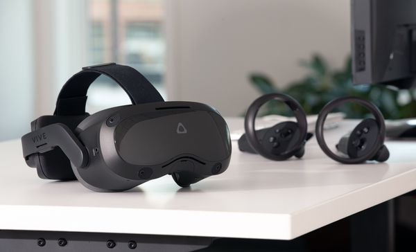 HTC VIVE Focus 3及新一代VIVE移动定位系统荣获iF设计奖