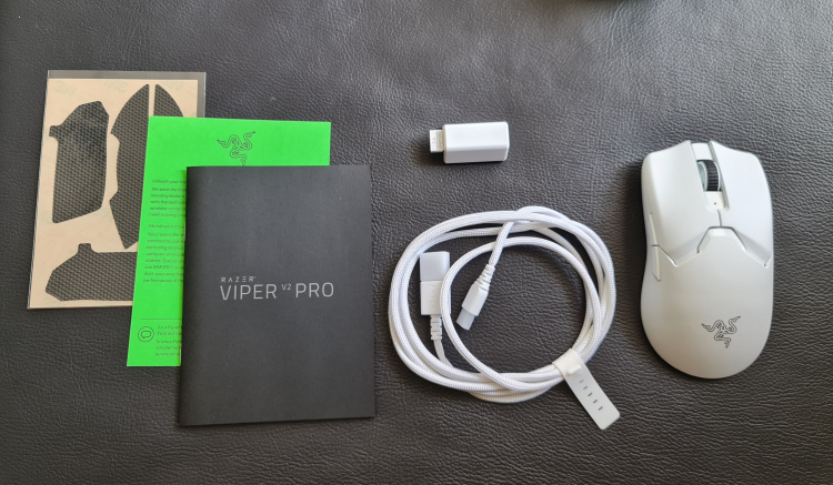 Razer Viper V2 Pro测评：仅58g！今年最强超轻量型无线电竞滑鼠之一？