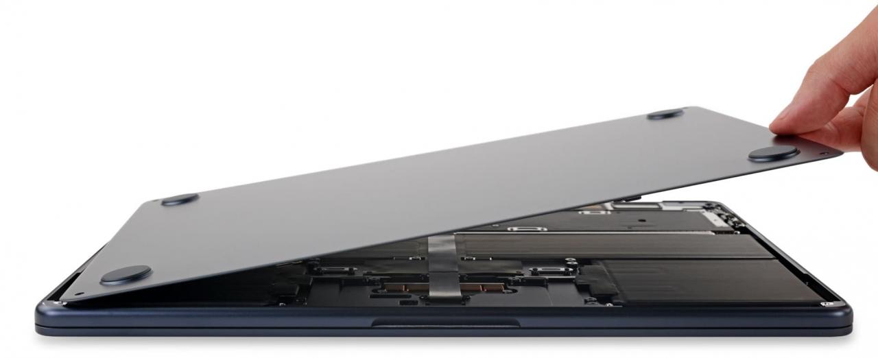 M2 MacBook Air 拆解总结：一台少了散热器超轻薄笔记本1