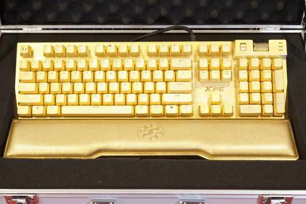 XPG 24K 电镀黄金键盘