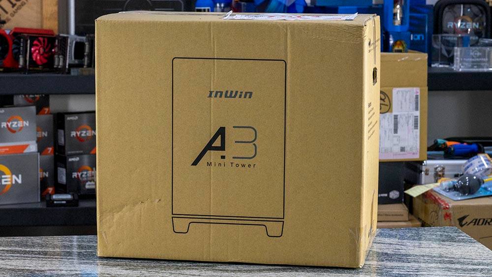 可安装 340mm 长显卡，支持 mATX 主板的 InWin A3 机壳动手玩