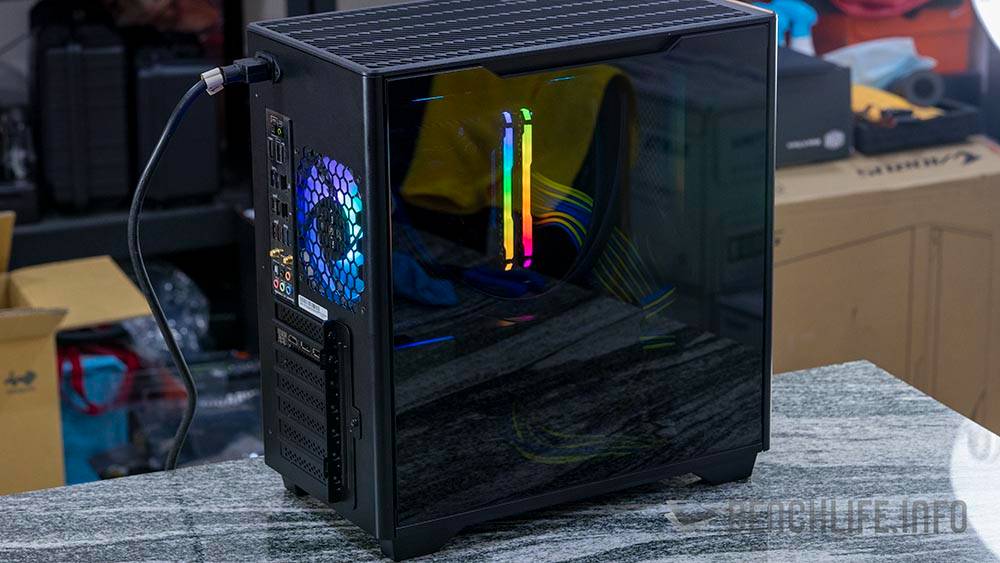 搭配 Mercury AM120S 风扇，支持 E-ATX 主板的 InWin A5 机壳动手玩