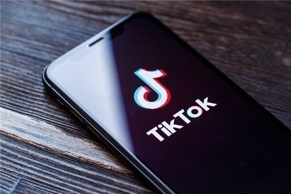 更方便更有效！TikTok 发布新功能：快拍原创可直接转发到Facebook和 Instagram 等平台！