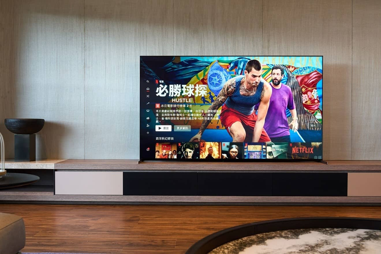 由于 XRM-75X95K 支持 Dolby Vision，所以能完整对应 Netflix 制播的相关视频，呈现最好的大动态范围电影效果。