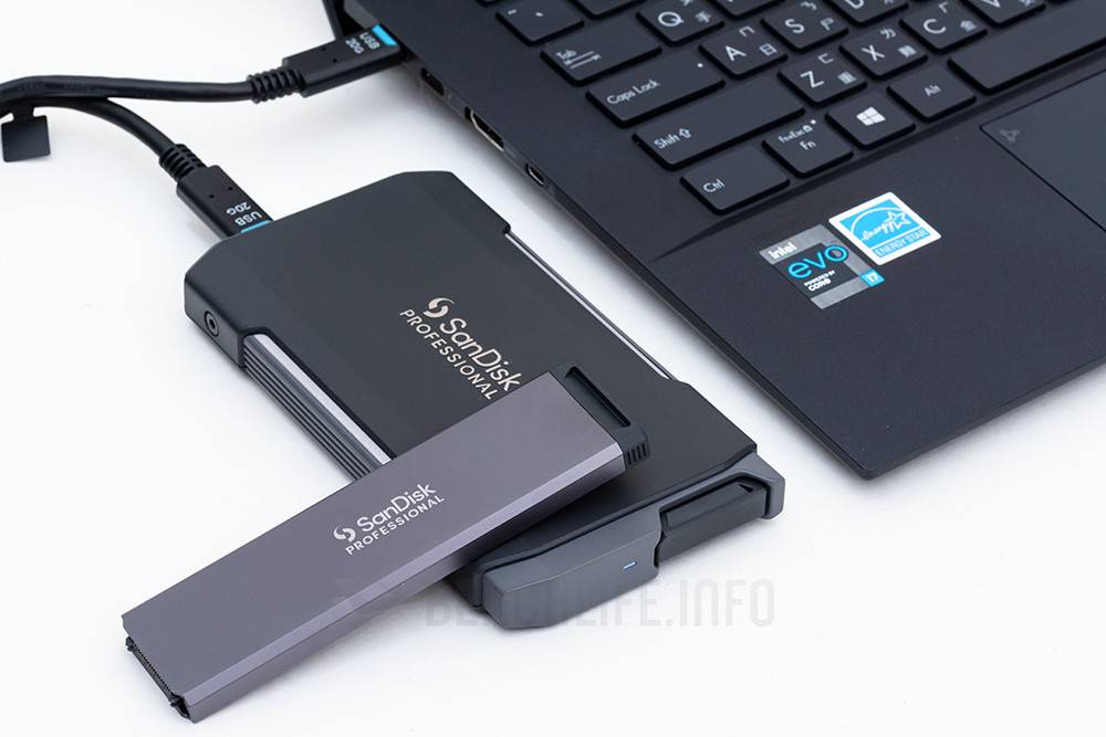 SanDisk Professional PRO-BLADE SSD Mag 搭 PRO-BLADE TRANSPORT 动手玩