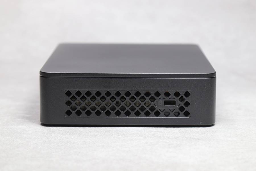 内建Win 11还可更换零组件的迷你电脑！ Intel NUC 11 Essential Mini PC开箱评测