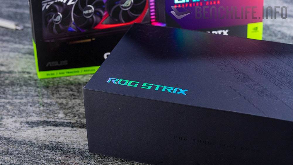 实际感受与照片有很大不同，ROG Strix GeForce RTX 4090 显卡开箱