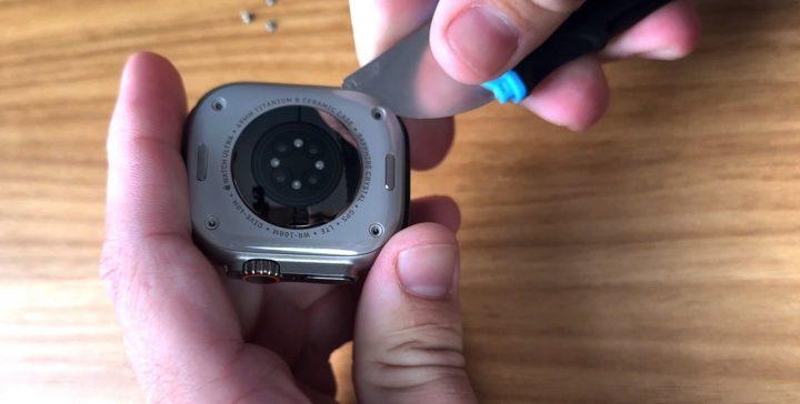 外媒实测拆解 Apple Watch Ultra，建议用户千万不要轻易尝试