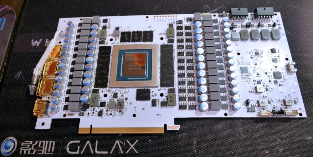 少了竞争对手可能有点寂寞，Galax GeForce RTX 4090 HOF OC Lab 版夺下 20 项世界超频纪录