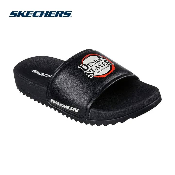 Skechers又双叒跟《鬼灭之刃》联动啦！这一次的联名产品是拖鞋！