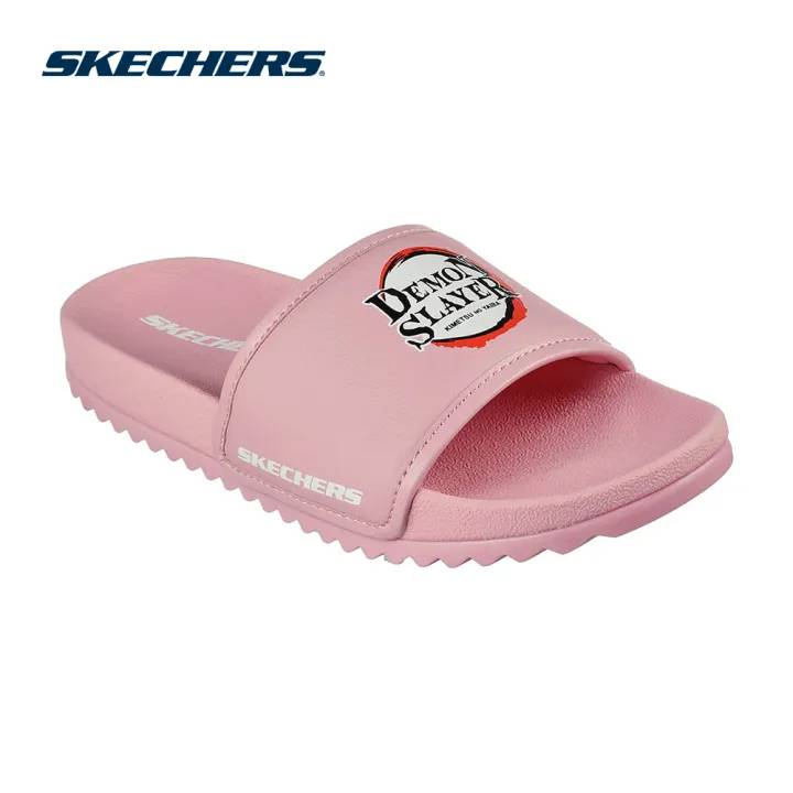 Skechers又双叒跟《鬼灭之刃》联动啦！这一次的联名产品是拖鞋！