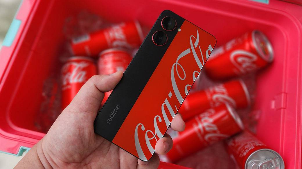 可口可乐元素满载！ realme 10 Pro 5G Coca-Cola Edition开箱