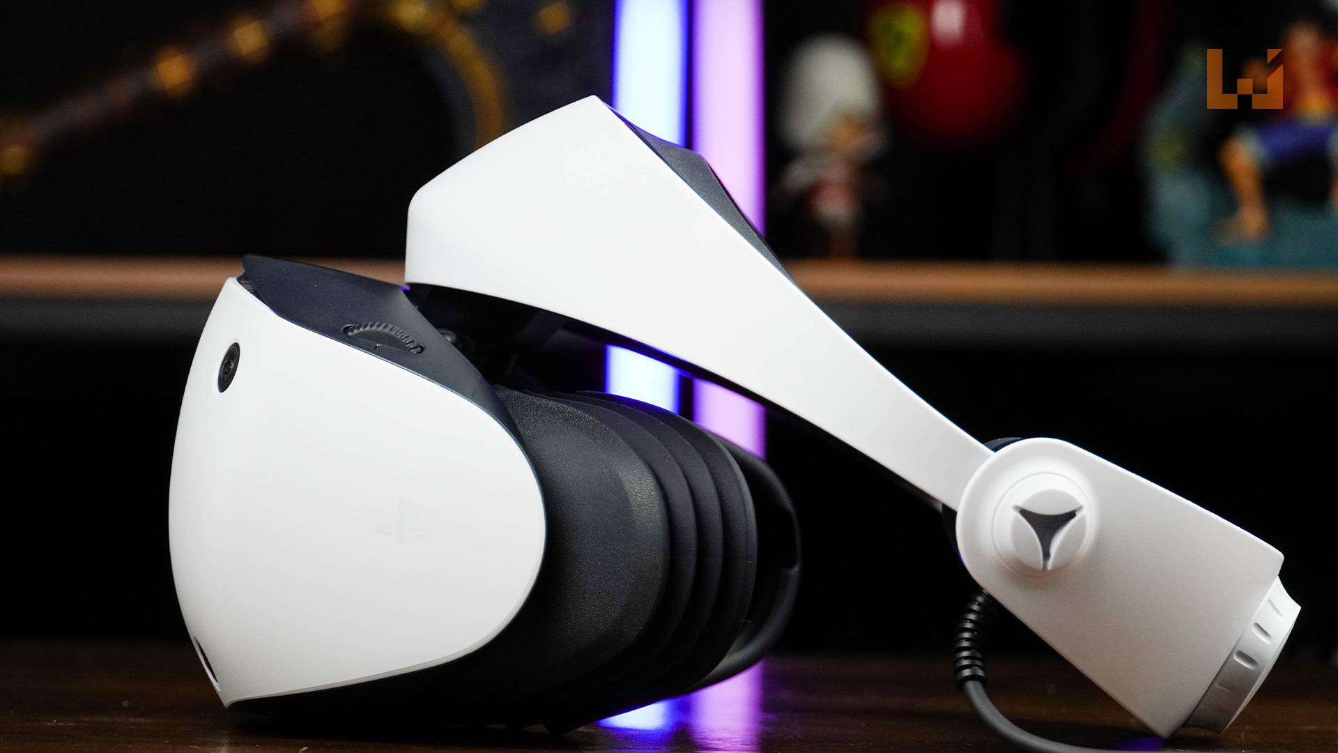 PlayStation VR2开箱！更加圆润的外观看起来超级精致！