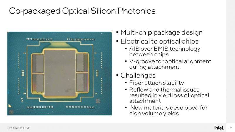 Intel-8-Core-528-Thread-RISC-CPU-For-Highly-Parallel-Workloads-_-Hot-Chips-23-_6.jpg