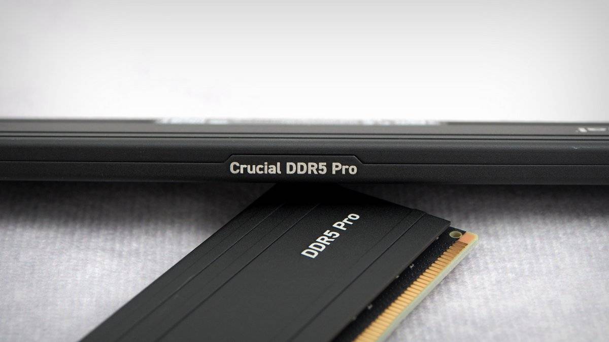 低调实力派 Crucial PRO DDR5-5600 32g kit 简单小测