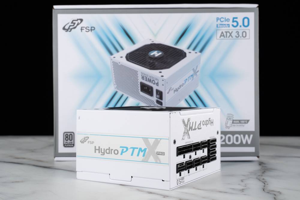 白化实力派 ： ATX3.0、短机身、白金转换率 | 全汉 Hydro PTM X PRO ATX3.0 PCIe5.0 1200W White