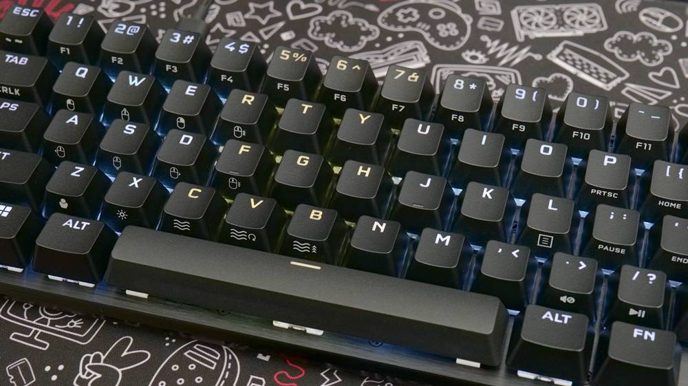 真 65% 的 K65 来啦！ CORSAIR K65 Pro Mini 电竞键盘