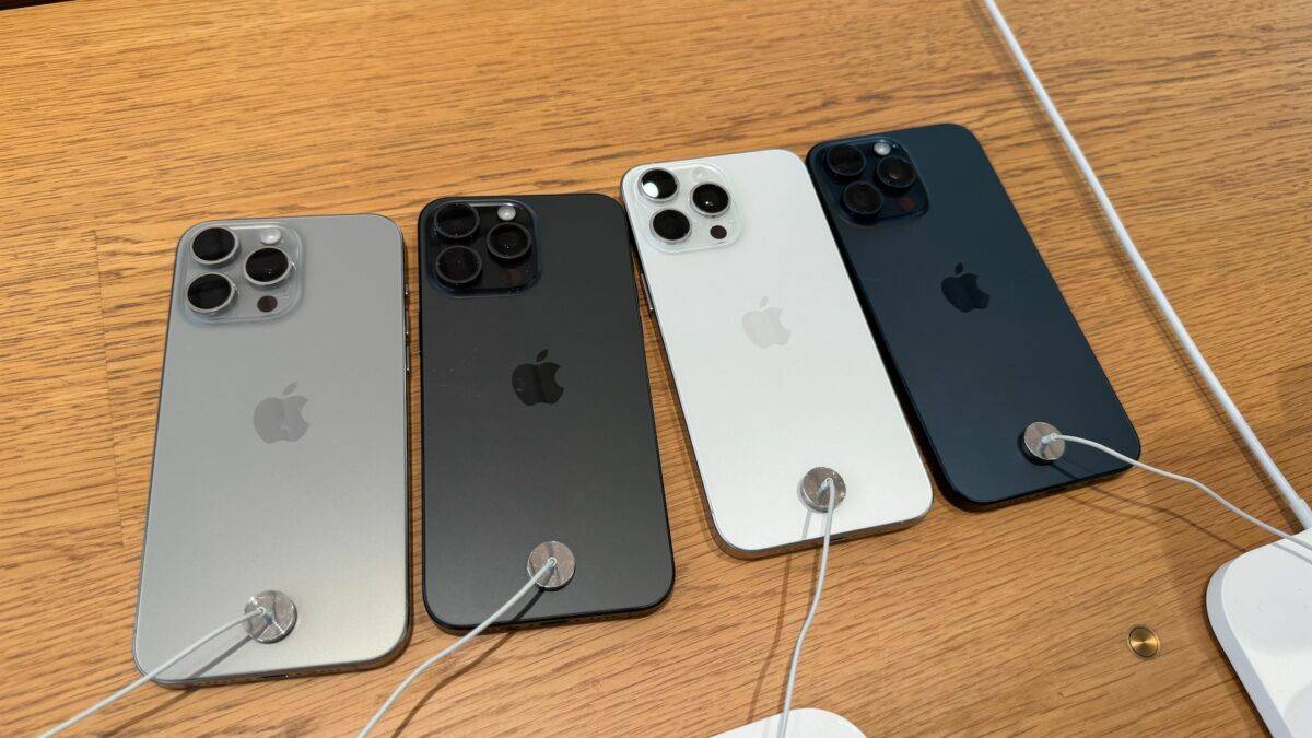 iPhone 15/iPhone 15 Pro开卖！ 实机颜色现场直击、拍照抢先看