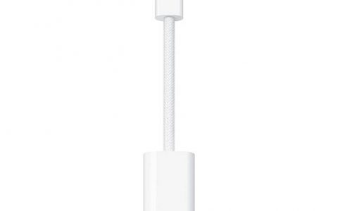 iPhone 15 也可用旧配件 苹果推出 USB-C 至 Lightning 转换器