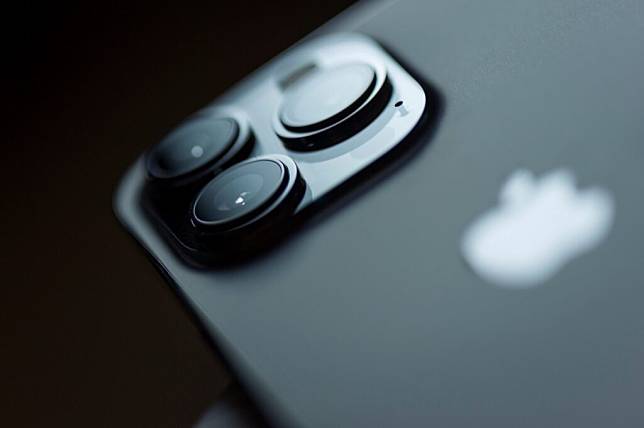 马斯克：新 iPhone 分别不大 相机有 10% 提升吗？