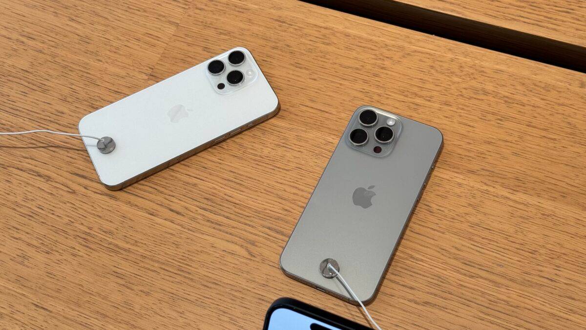 iPhone 15/iPhone 15 Pro开卖！ 实机颜色现场直击、拍照抢先看