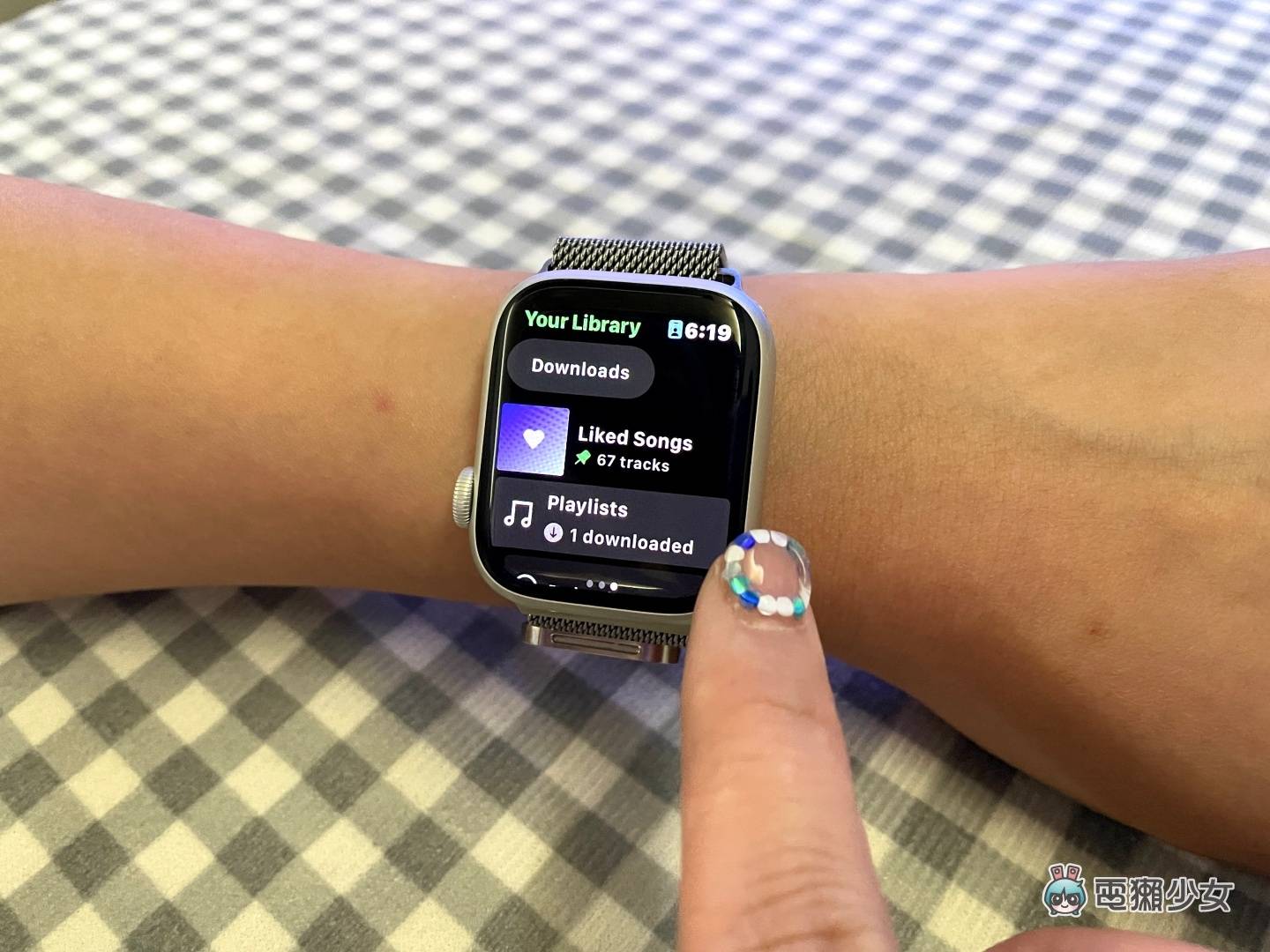 免带手机也能听音乐！ 用 Apple Watch 离线播放 Spotify 的歌，实际操作给你看