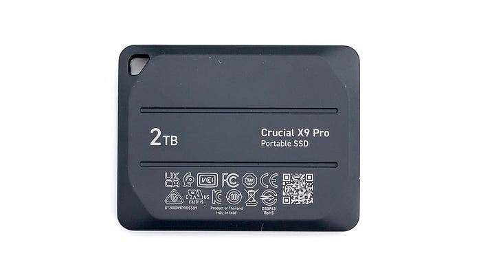 轻巧的 10Gbps 固态硬盘，开箱评测 Crucial X9 Pro