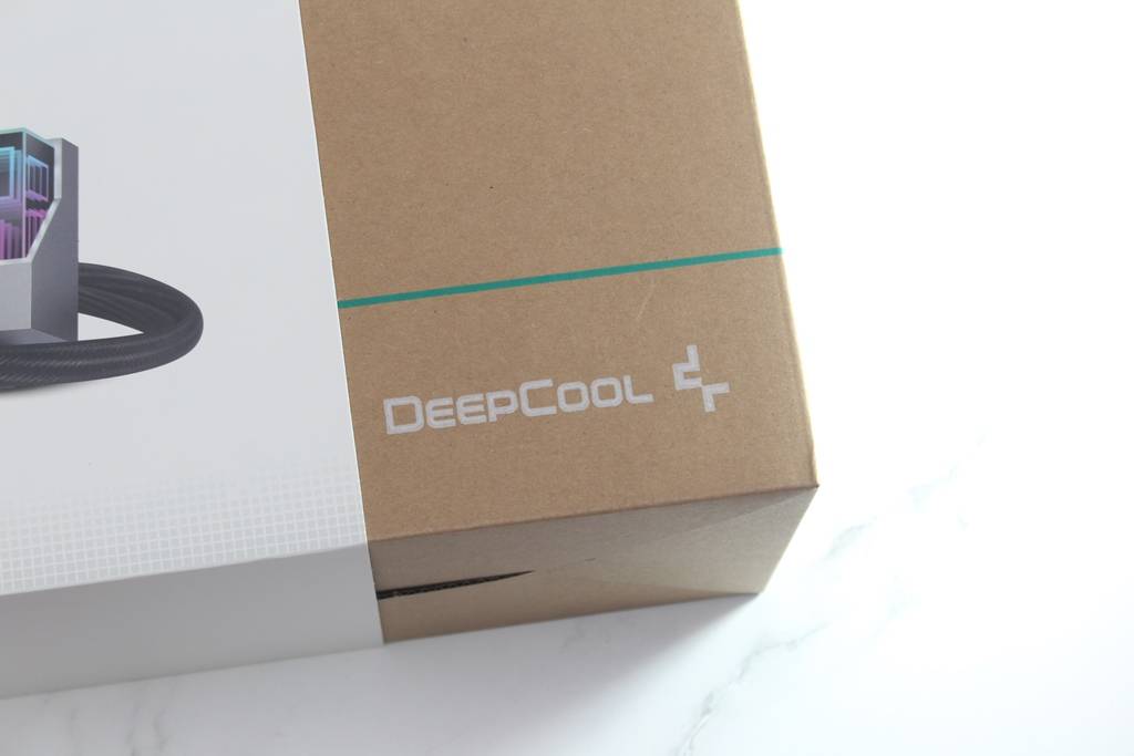 九州风神 DEEPCOOL LT720 360mm一体式水冷散热器-搭载独创多维无限镜面灯效，还有强悍散热