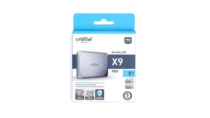 轻巧的 10Gbps 固态硬盘，开箱评测 Crucial X9 Pro