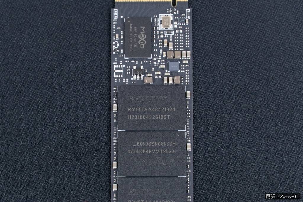 Lexar NM790 4TB - 谁说便宜不能有速度？ 低价 PCI-E Gen4 游戏碟