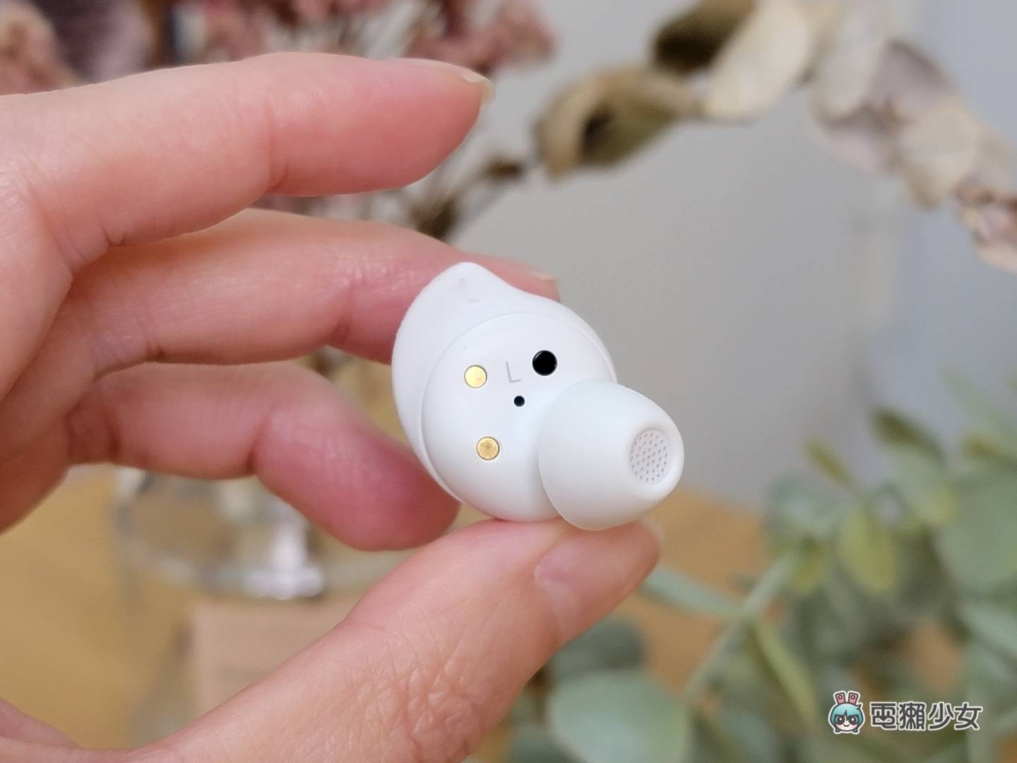 开箱|三千有找的主动降噪 Galaxy Buds FE，这副真无线耳机戴起来超舒服、好好看