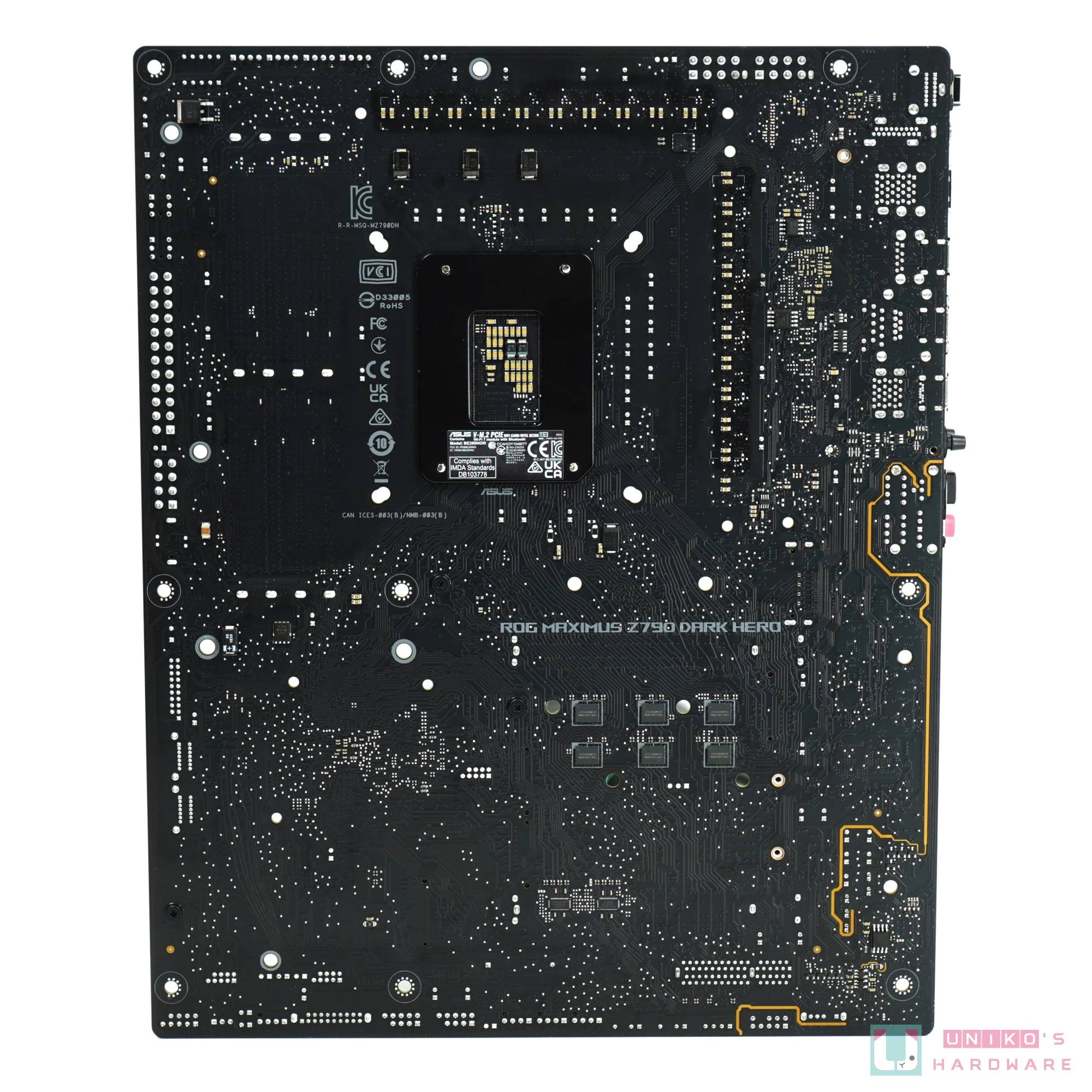 ROG MAXIMUS Z790 DARK HERO 主板开箱评测