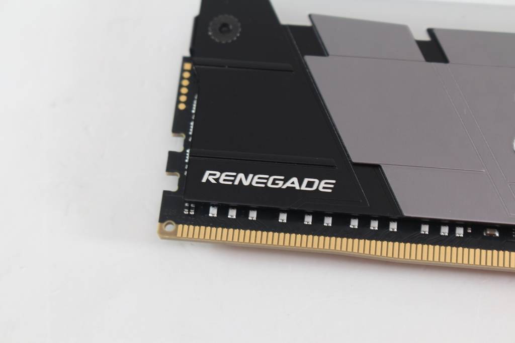 金士顿Kingston FURY Renegade RGB DDR4-4600超频内存-全新造型设计，频率再推进