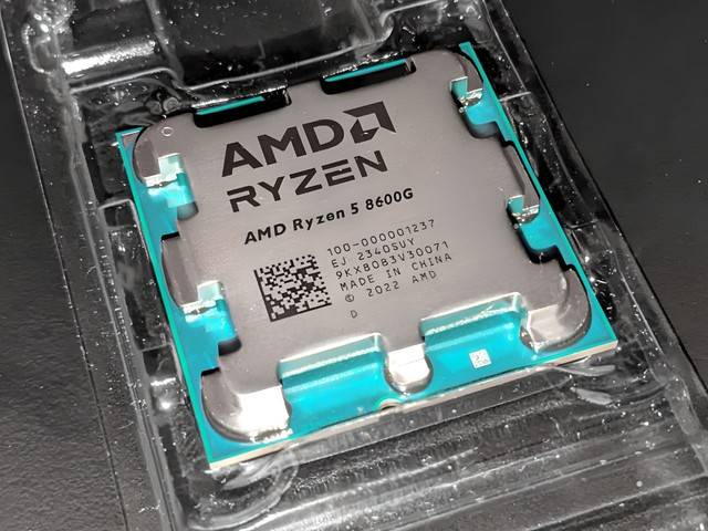 AMD Ryzen 8000G APU 处理器 部份型号只有 PCIe 4.0 x4 显示卡接口