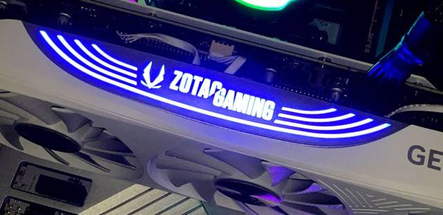 RTX 4070 Ti 超级版