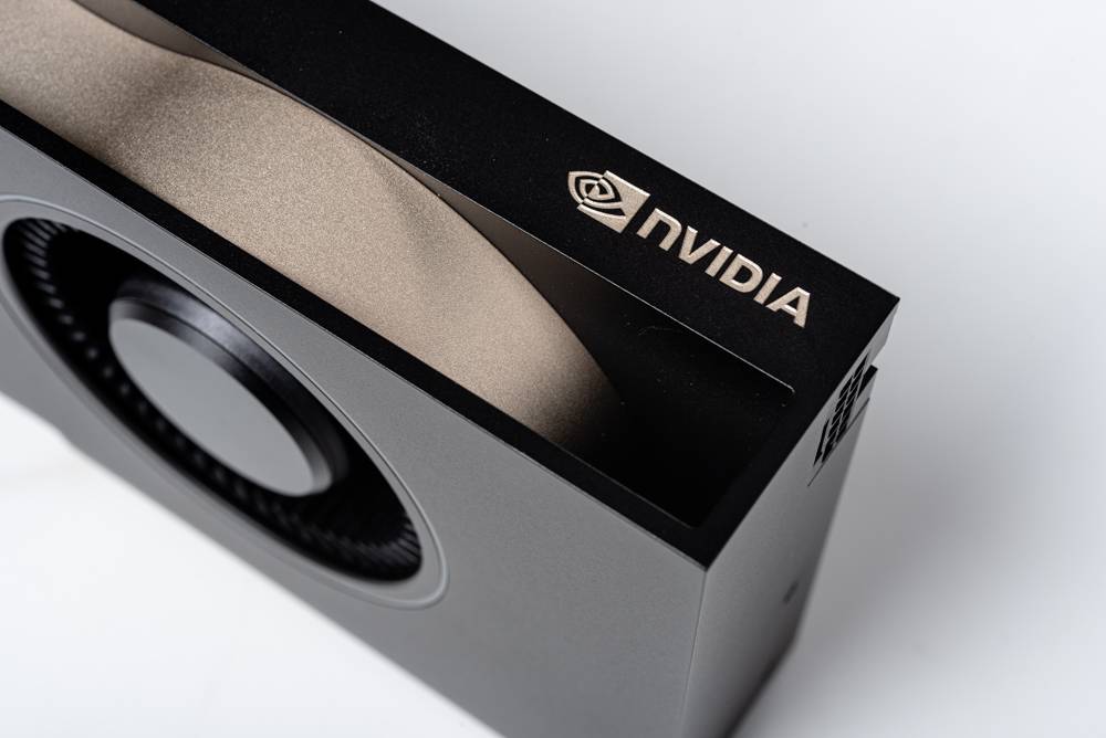 NVIDIA RTX™ 5000 Ada Generation专业绘图卡开箱测试 / 生成 AI、影音 Omniverse 创作