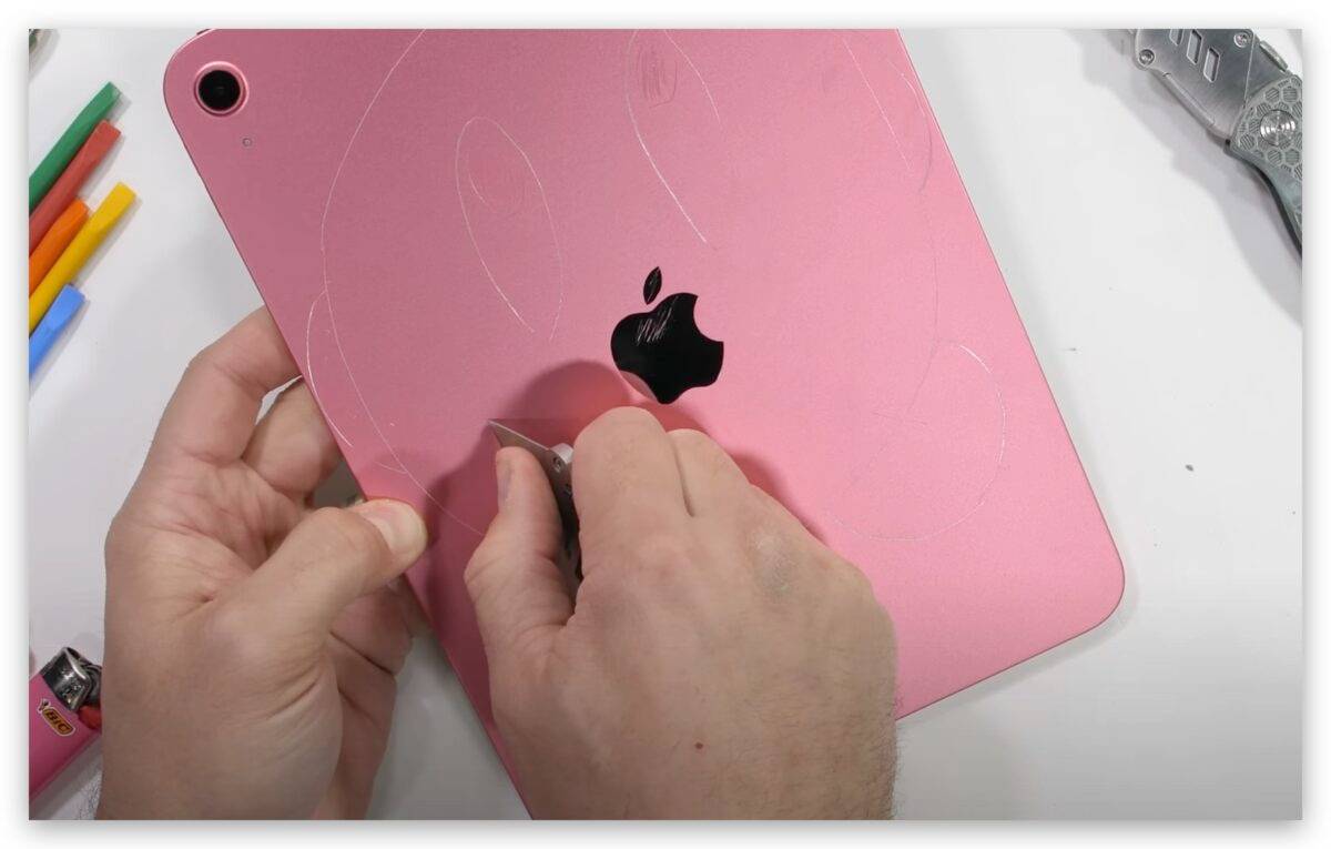 iPad 10 硬度 刮痕 测试