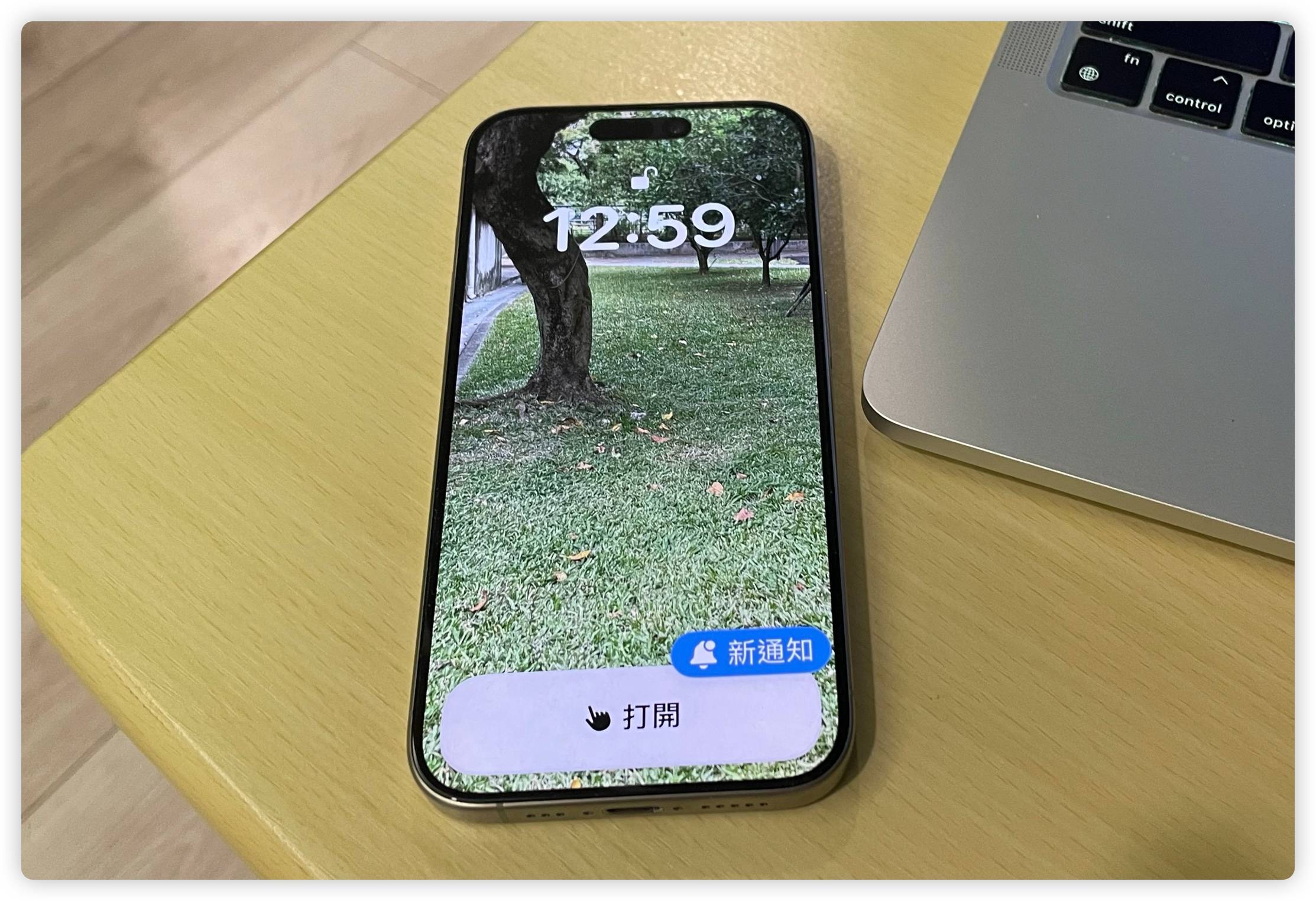 iPhone 长辈模式 iOS 17 老人模式 辅助使用 极简模式