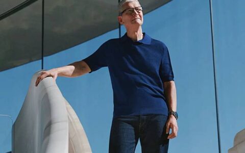 Tim Cook：Apple 不求 AI 领先 但致力成为最佳